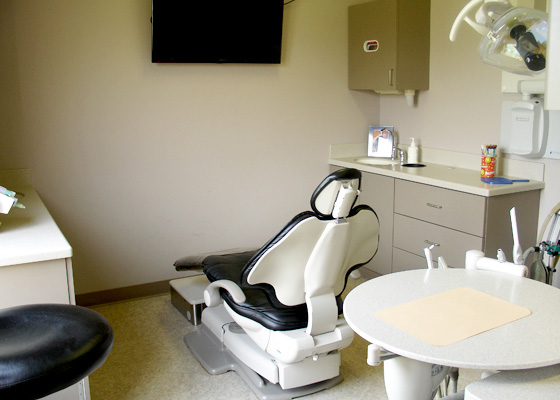 Cosmetic Dentist in Newark